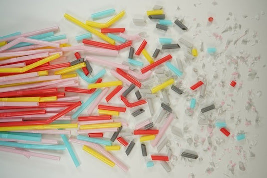 Waar zijn glitters van gemaakt? Ontdek het verschil tussen plastic glitters en ecoglitter - EcoGlitterWorld
