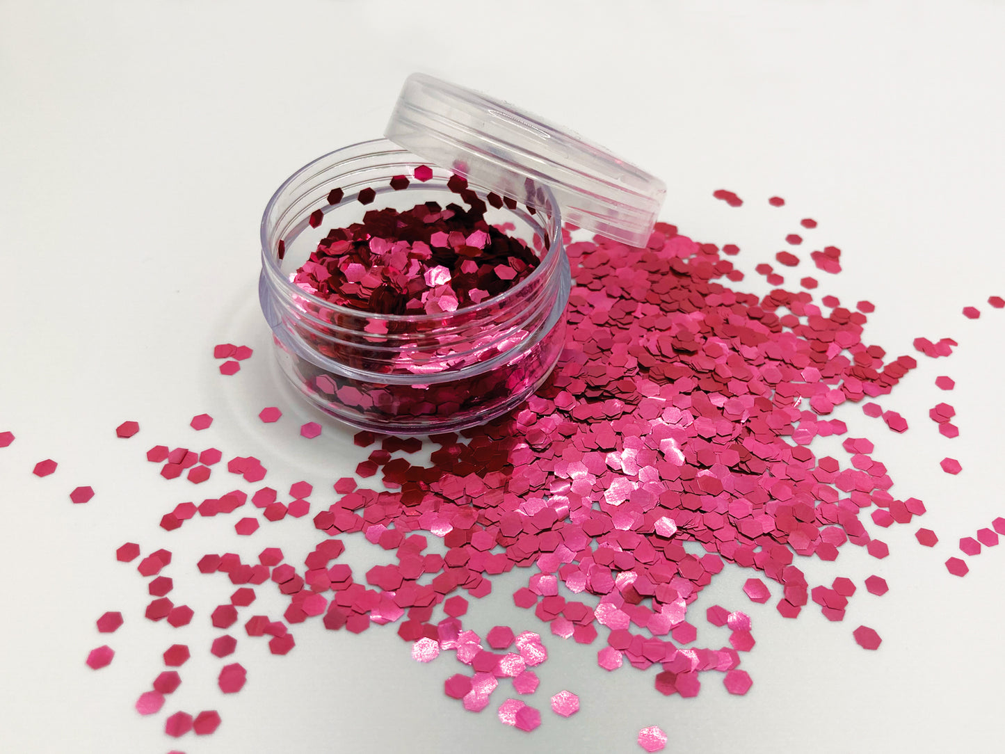 Chunky Pink: roze biologisch afbreekbare festival glitters - EcoGlitterWorld