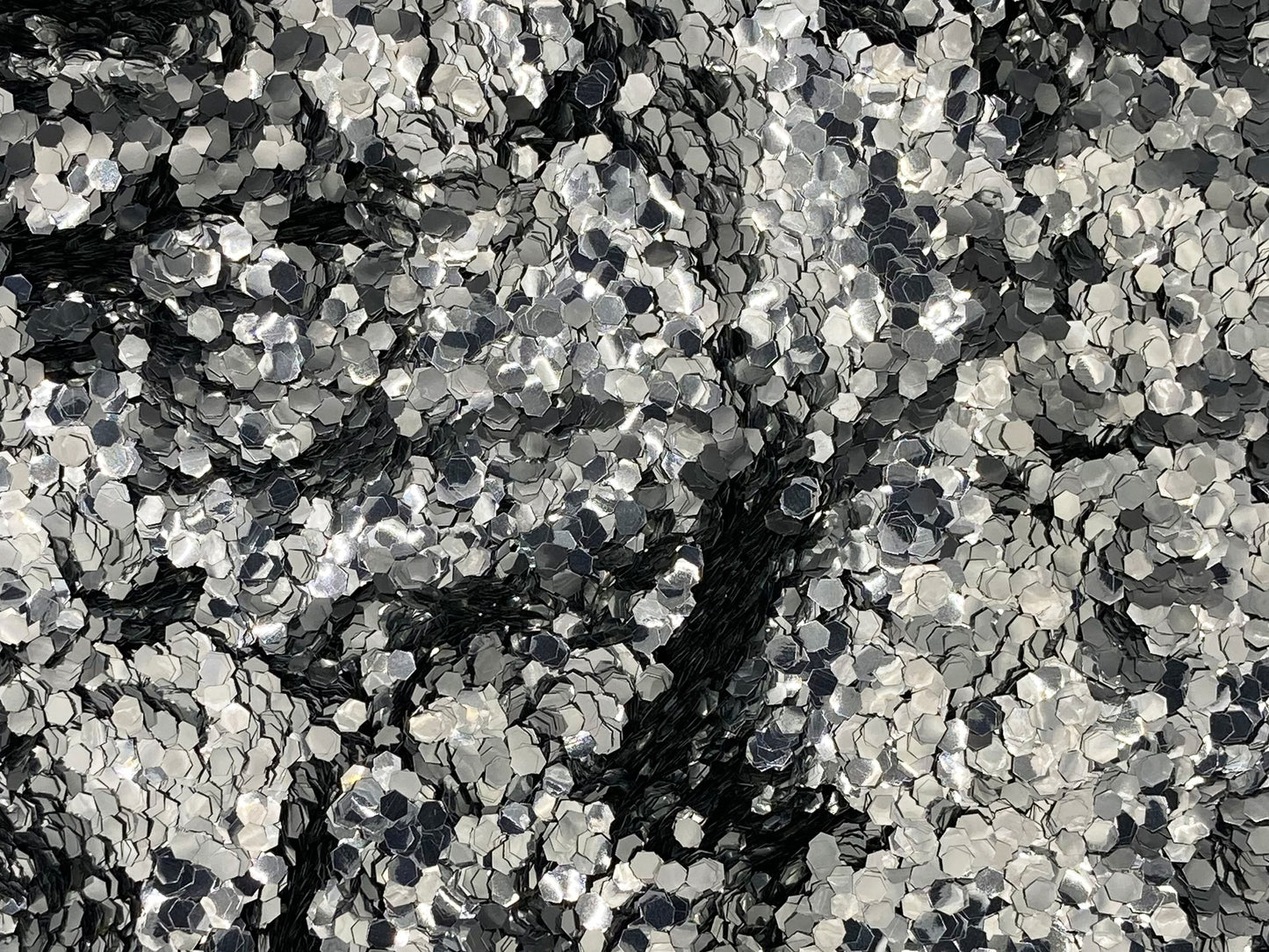 Chunky Silver: zilveren biologisch afbreekbare festival glitters - EcoGlitterWorld