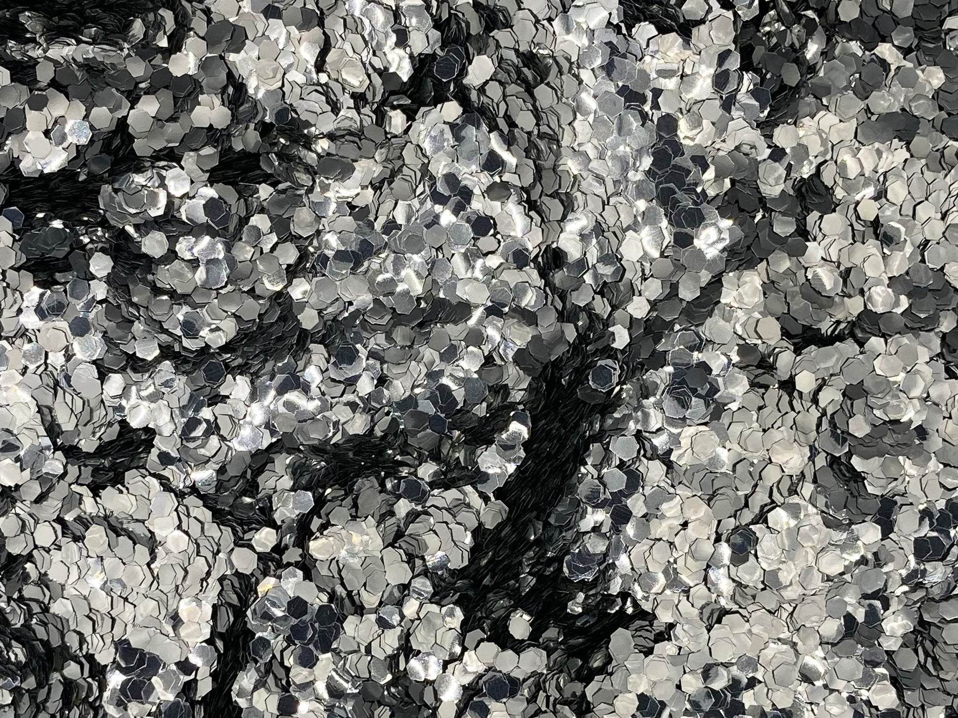 Chunky Silver: zilveren biologisch afbreekbare festival glitters - EcoGlitterWorld